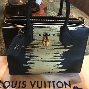 RARE Golden Light City Steamer MM